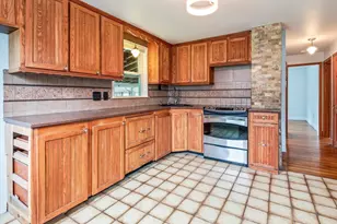 253 Central St, Hudson, MA 01749 - Photo 11