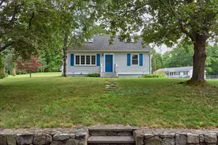 253 Central St, Hudson, MA 01749 - Photo 3