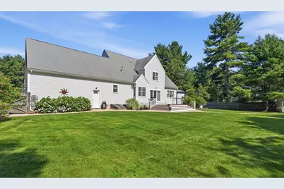 11 Fellowship Cir, Wareham, MA 02576 - Photo 31