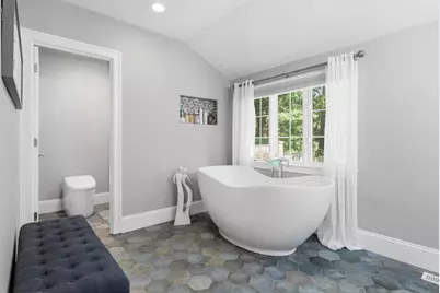 11 Fellowship Cir, Wareham, MA 02576 - Photo 9