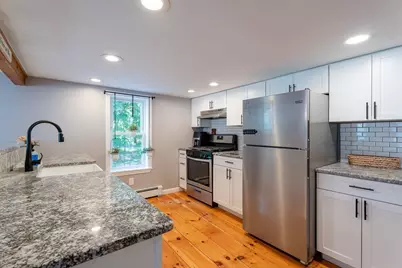 30 Worcester St, Taunton, MA 02780 - Photo 5