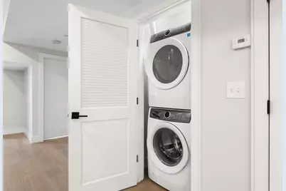 321 W Broadway #1, Boston, MA 02127 - Photo 27