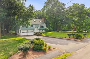 32 Maria Ln, Taunton, MA 02780 - Photo 3