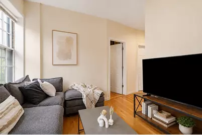 28 Phillips St #3, Boston, MA 02114 - Photo 3