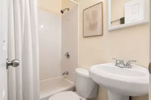 28 Phillips St, Boston, MA 02114 - Photo 7