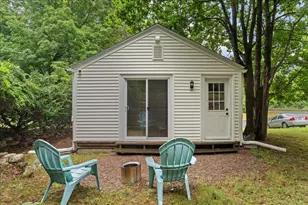 19 Bennett St, Wrentham, MA 02093 - Photo 15