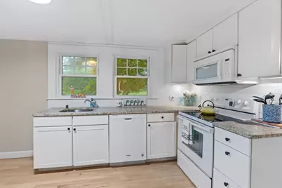 19 Bennett St, Wrentham, MA 02093 - Photo 5