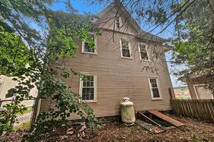 8-10 Aspen St, Ware, MA 01082 - Photo 5