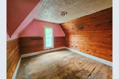 8-10 Aspen St, Ware, MA 01082 - Photo 17