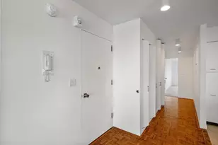 330 Beacon St, Boston, MA 02116 - Photo 11