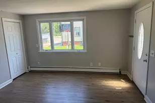 25 W Union St, East Bridgewater, MA 02333 - Photo 7