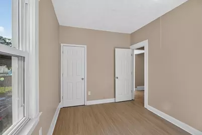 229 Quincy St, Springfield, MA 01109 - Photo 9