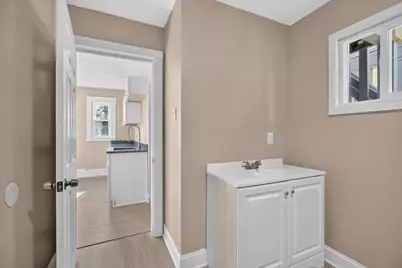 229 Quincy St, Springfield, MA 01109 - Photo 31