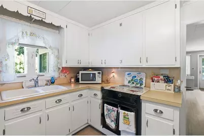80-82 Hamblett Ave, Dracut, MA 01826 - Photo 21