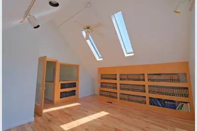 1 Chestnut Sq #A4, Sharon, MA 02067 - Photo 31