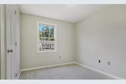 83 Waterman Ave, East Longmeadow, MA 01028 - Photo 21