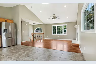 83 Waterman Ave, East Longmeadow, MA 01028 - Photo 13