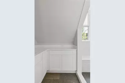 33 Brewster #33, Cambridge, MA 02138 - Photo 25