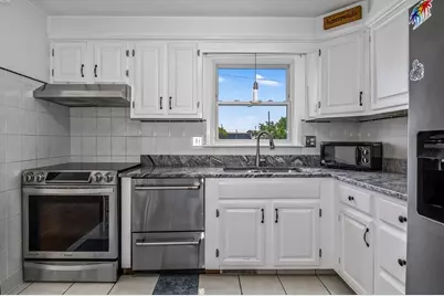 21 Cardosi Court, Pawtucket, RI 02861 - Photo 9