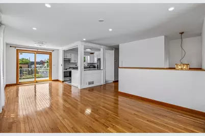 21 Cardosi Court, Pawtucket, RI 02861 - Photo 5