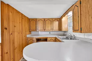 40 Moran St, Gardner, MA 01440 - Photo 5
