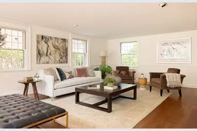 19 Gray Gardens East, Cambridge, MA 02138 - Photo 3