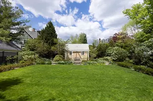 19 Gray Gardens E, Cambridge, MA 02138 - Photo 17