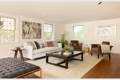 19 Gray Gardens East, Cambridge, MA 02138 - Photo 3