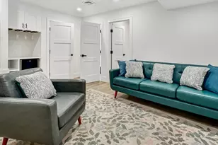68 Weld Hill St, Boston, MA 02130 - Photo 21