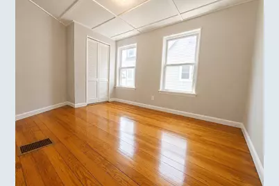 9 Orchard St #2, Malden, MA 02148 - Photo 5