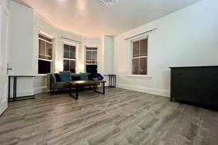 229 South St, Waltham, MA 02453 - Photo 5