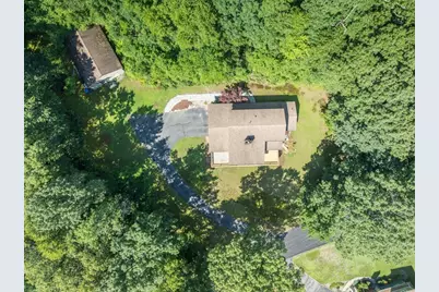 35 Old Stagecoach Dr, Monson, MA 01057 - Photo 11