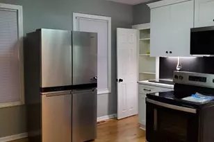 31 Esther St, Worcester, MA 01604 - Photo 5