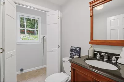 22 Wachusett Cir, Shrewsbury, MA 01545 - Photo 13