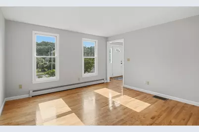22 Wachusett Cir, Shrewsbury, MA 01545 - Photo 15