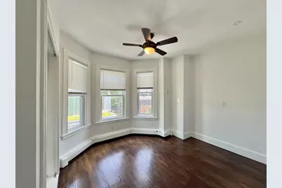 424 Broadway #3, Cambridge, MA 02138 - Photo 3