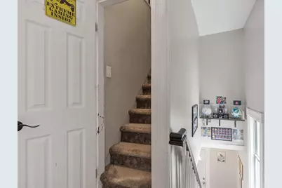 85 Montrose St, Springfield, MA 01109 - Photo 17