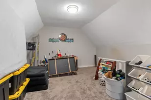85 Montrose St, Springfield, MA 01109 - Photo 27