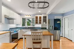 161 Highland Ave, Winchester, MA 01890 - Photo 3