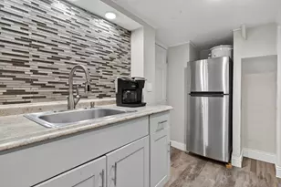 29 Bowman St, Malden, MA 02148 - Photo 23
