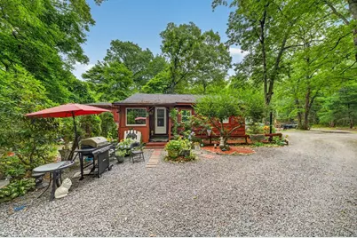 78 S Main St, Berkley, MA 02779 - Photo 11