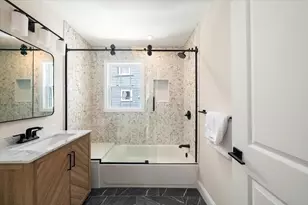 8 Hollis St, Newton, MA 02458 - Photo 19