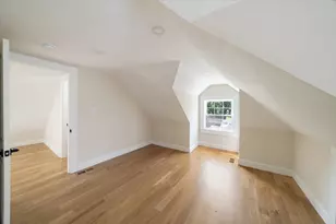 8 Hollis St, Newton, MA 02458 - Photo 21
