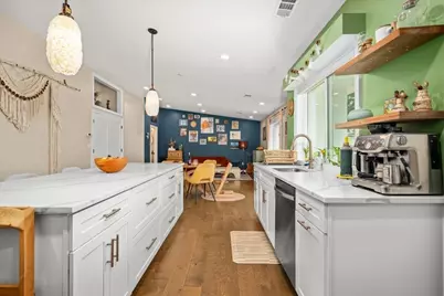 374 South St, Northampton, MA 01060 - Photo 5