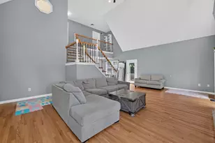 9 Broadview Ave, Berkley, MA 02779 - Photo 11