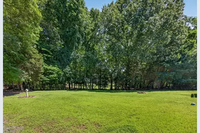 9 Broadview Ave, Berkley, MA 02779 - Photo 39