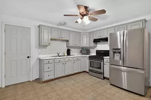 9 Broadview Ave, Berkley, MA 02779 - Photo 29