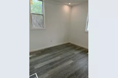 82 William St, Fall River, MA 02721 - Photo 5