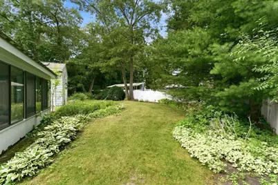 127 Anawan Rd, North Attleboro, MA 02760 - Photo 33