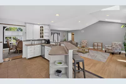 63 Ansel White Dr, Acushnet, MA 02743 - Photo 5